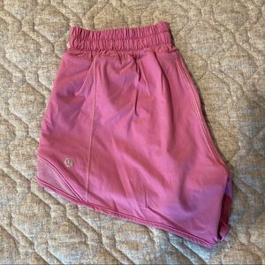 Lululemon Hotty Hot Short II Long